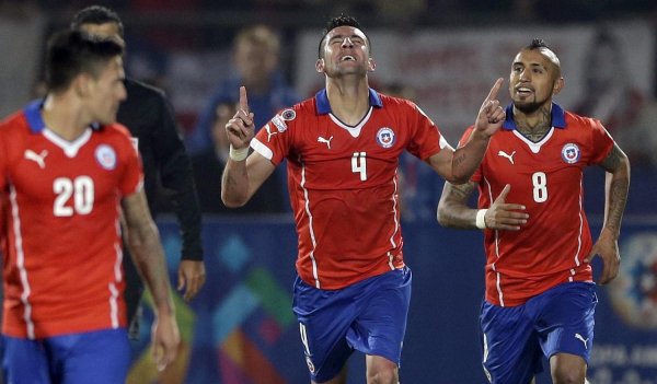 Отчёт о полуфинальном матче Чили - Перу Кубка Америки - 2015
