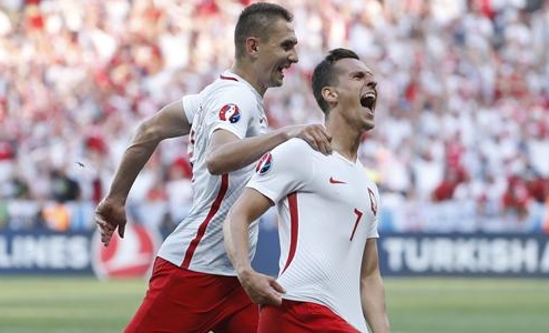 Форвард сборной Польши Милик пропустит Евро-2020